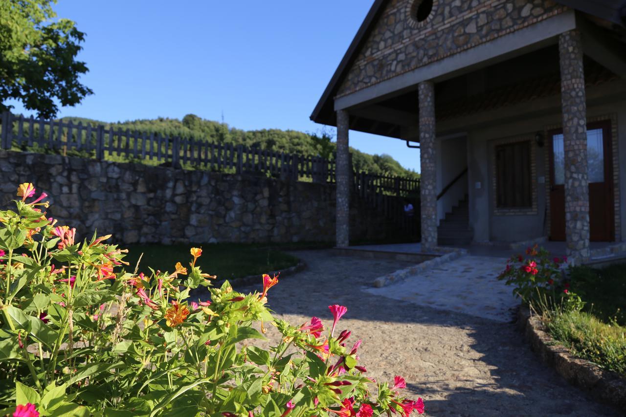Agriturismo Pirara Sant'Angelo  المظهر الخارجي الصورة